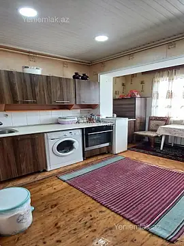 Satılır 2 otaqlı köhnə tikili 65 m²