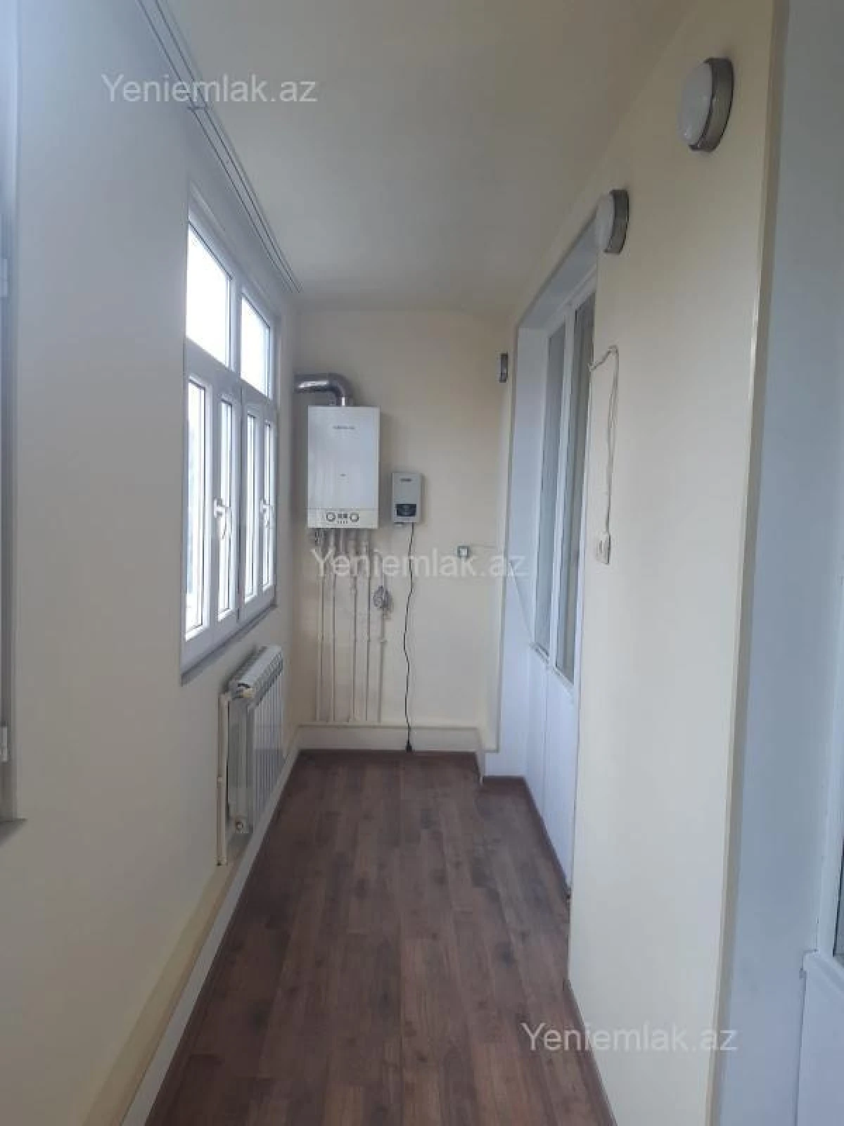 Satılır 2 otaqlı köhnə tikili 54 m²