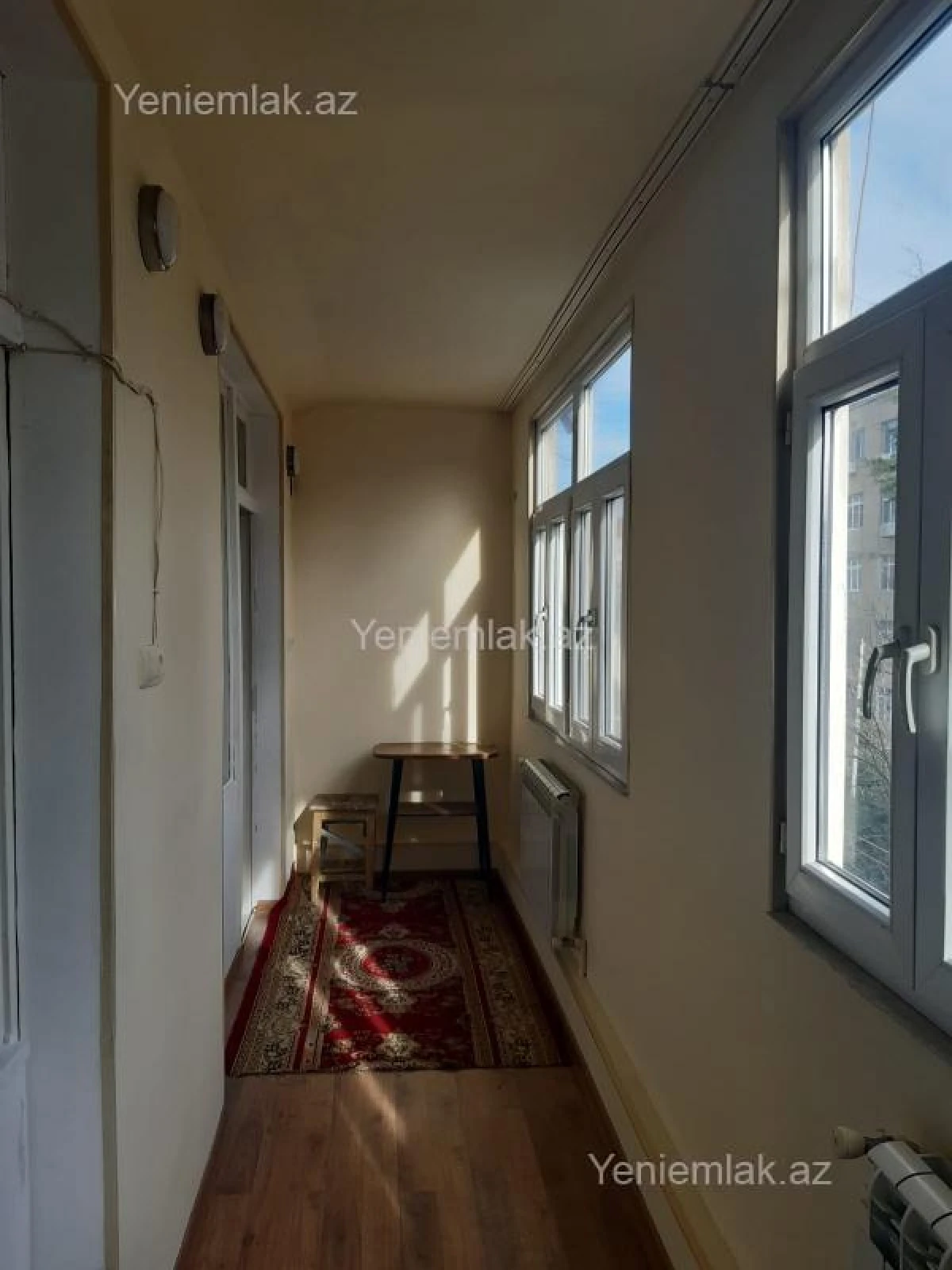 Satılır 2 otaqlı köhnə tikili 54 m²