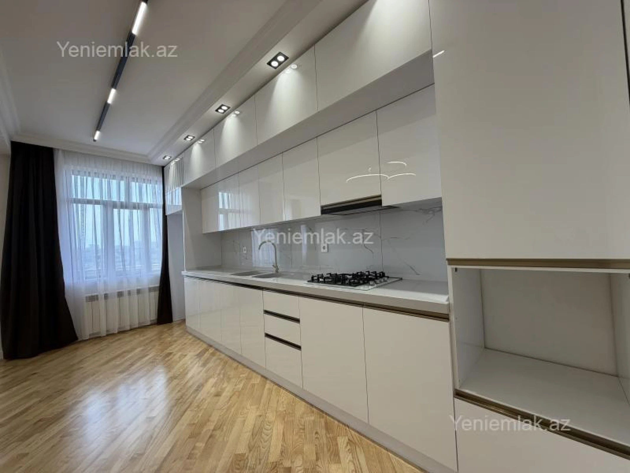 Satılır 3 otaqlı yeni tikili 92 m²