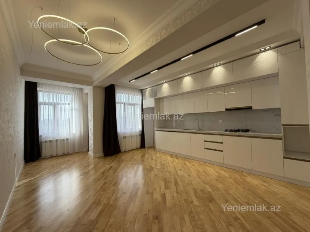 Satılır 3 otaqlı yeni tikili 92 m²