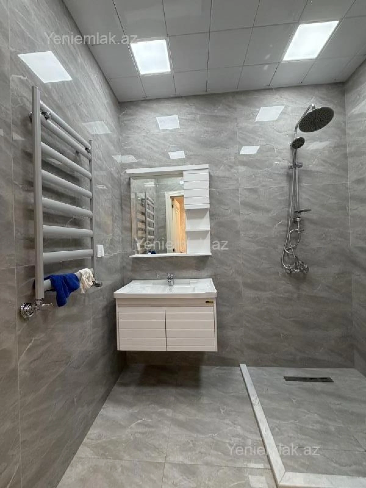 Satılır 3 otaqlı yeni tikili 92 m²