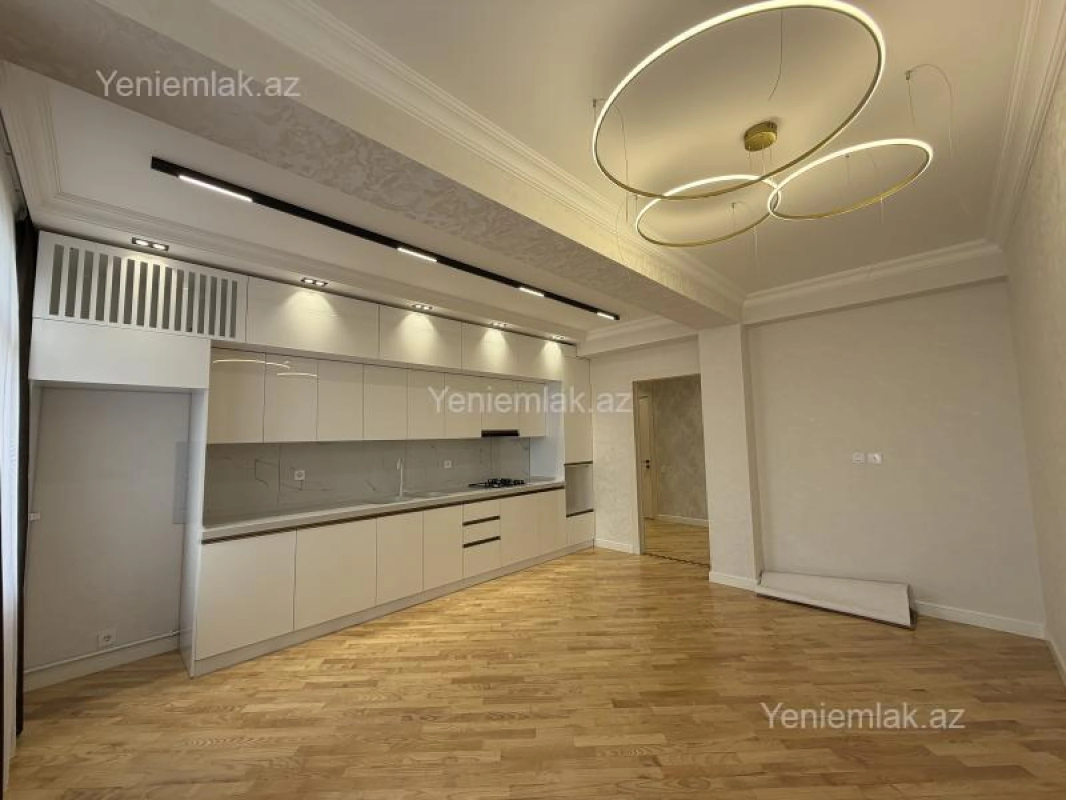 Satılır 3 otaqlı yeni tikili 92 m²