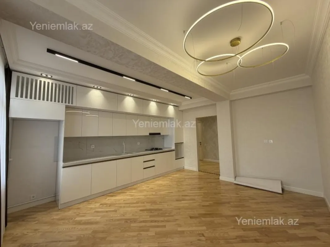 Satılır 3 otaqlı yeni tikili 92 m²