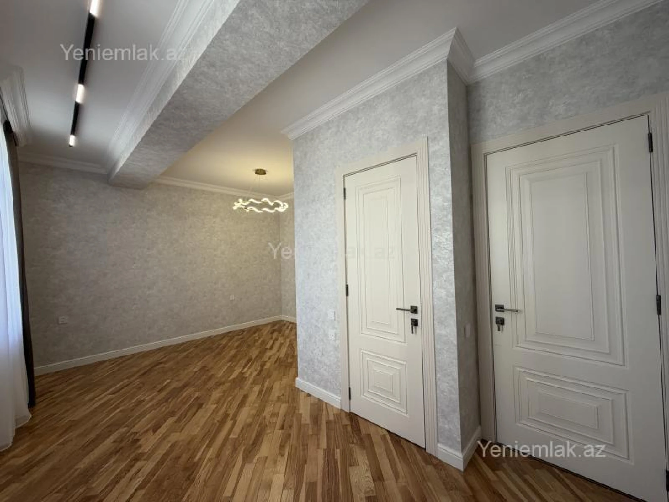 Satılır 3 otaqlı yeni tikili 92 m²
