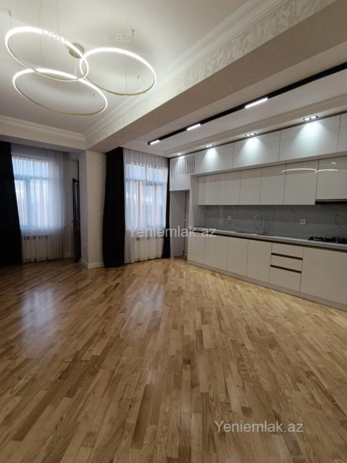 Satılır 3 otaqlı yeni tikili 92 m²