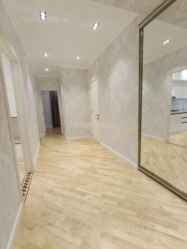 Satılır 3 otaqlı yeni tikili 92 m²