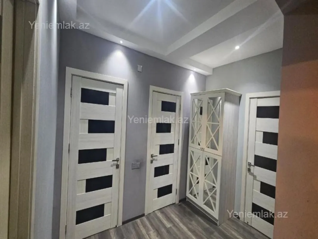 Satılır 2 otaqlı yeni tikili 100 m²