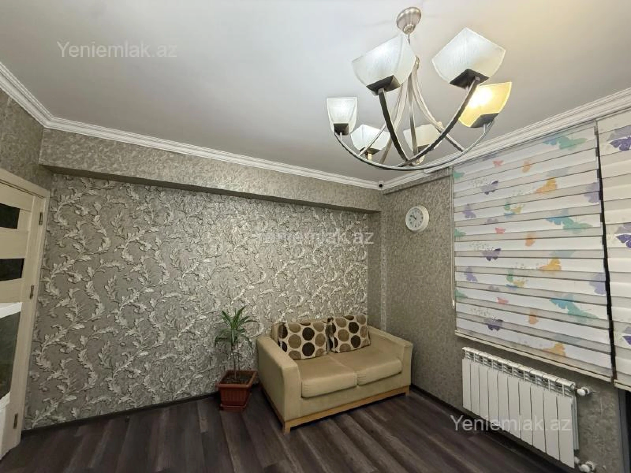 Satılır 2 otaqlı yeni tikili 100 m²