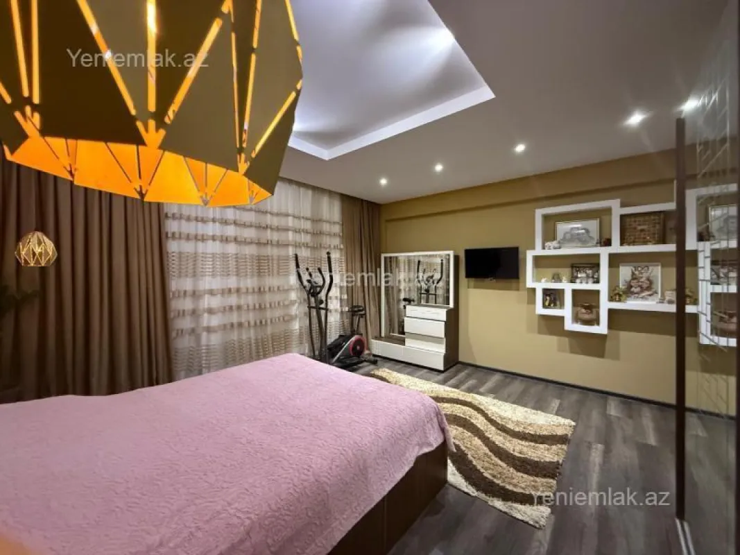 Satılır 2 otaqlı yeni tikili 100 m²