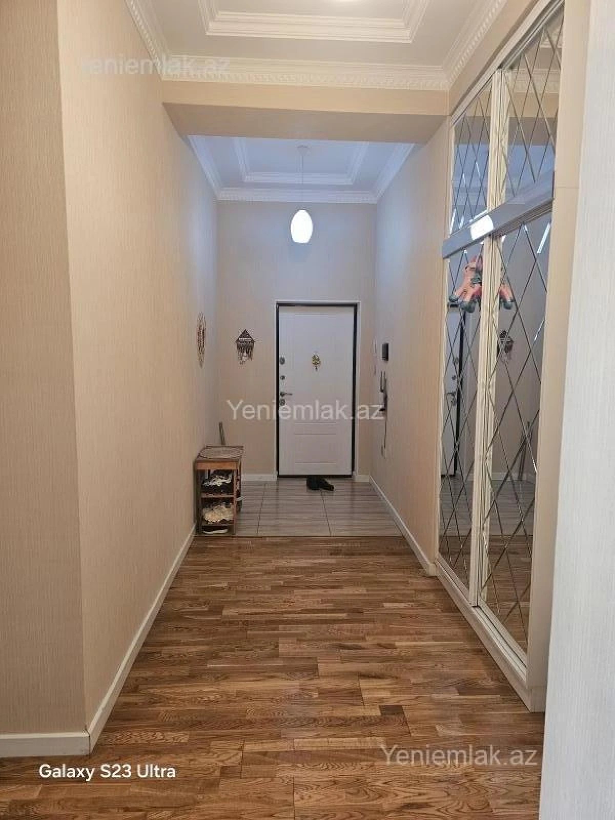 Satılır 3 otaqlı yeni tikili 100 m²