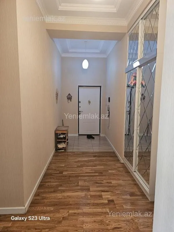 Satılır 3 otaqlı yeni tikili 100 m²