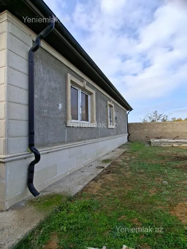 Satılır 3 otaqlı həyət evi 120 m²