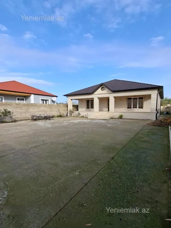 Satılır 3 otaqlı həyət evi 120 m²