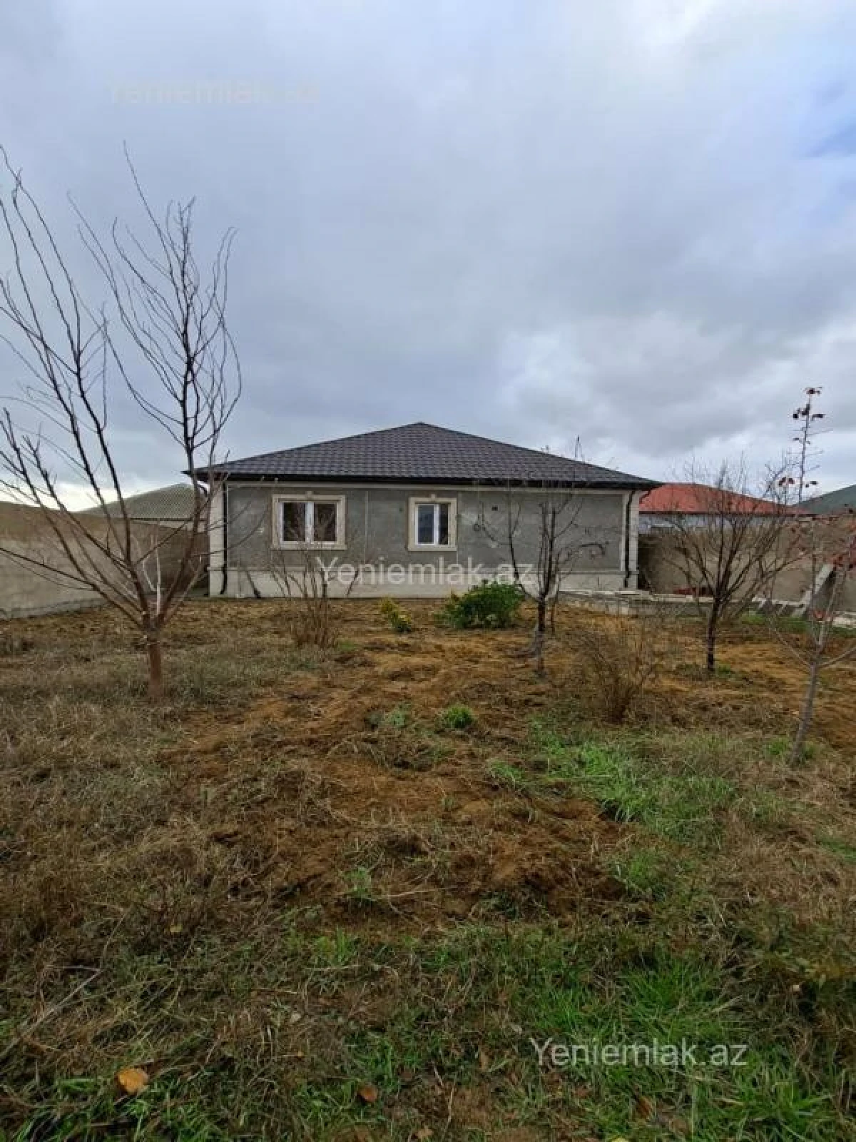 Satılır 3 otaqlı həyət evi 120 m²