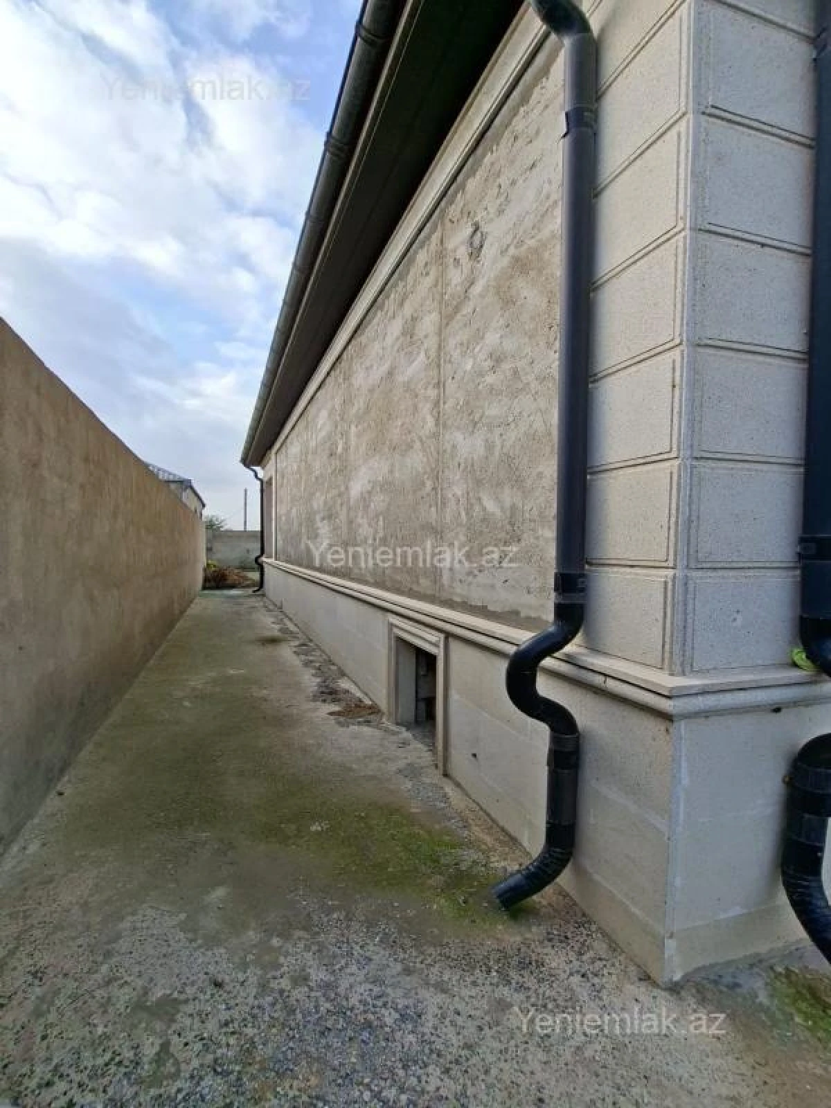 Satılır 3 otaqlı həyət evi 120 m²