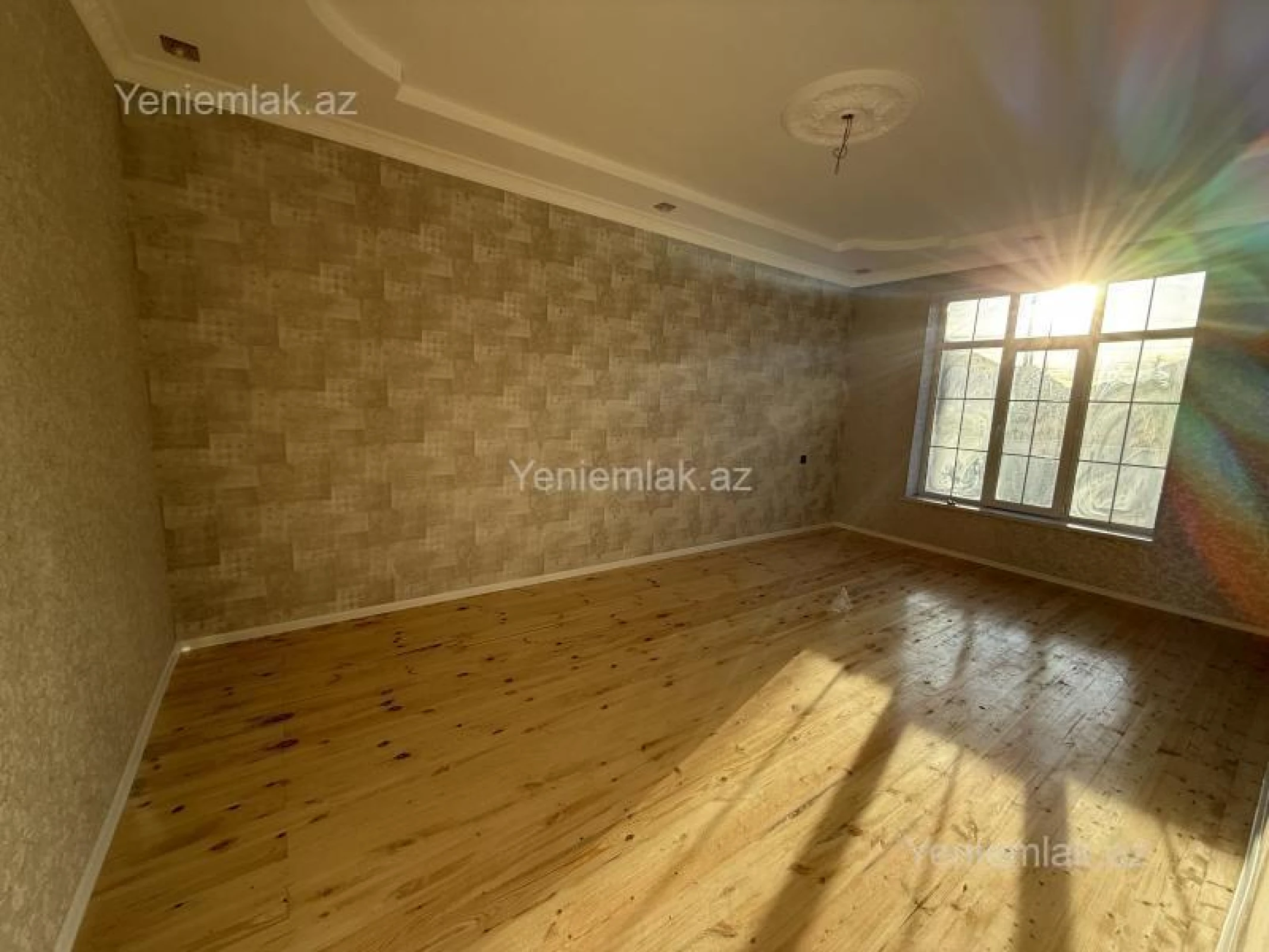 Satılır 3 otaqlı həyət evi 100 m²