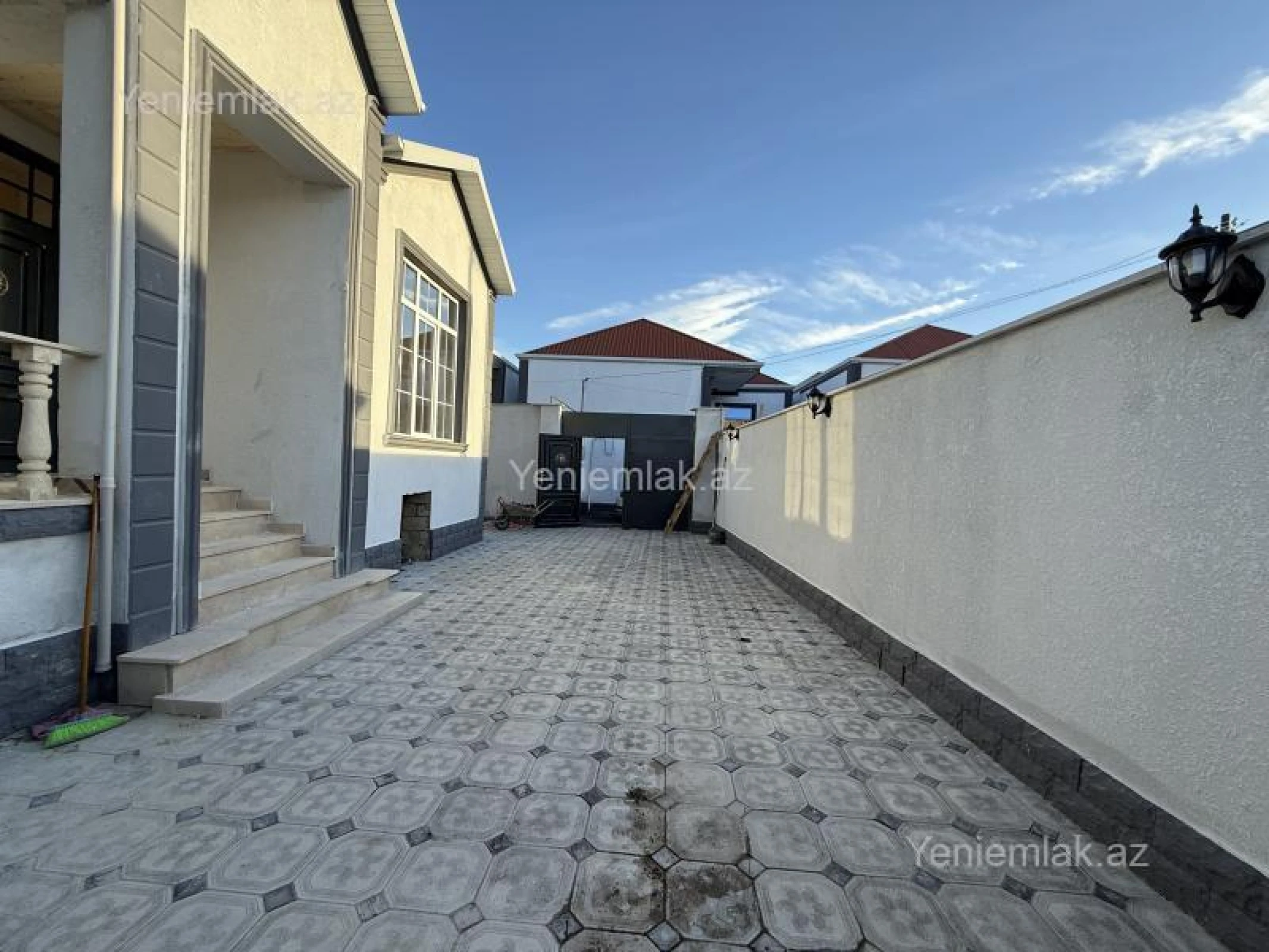 Satılır 3 otaqlı həyət evi 100 m²
