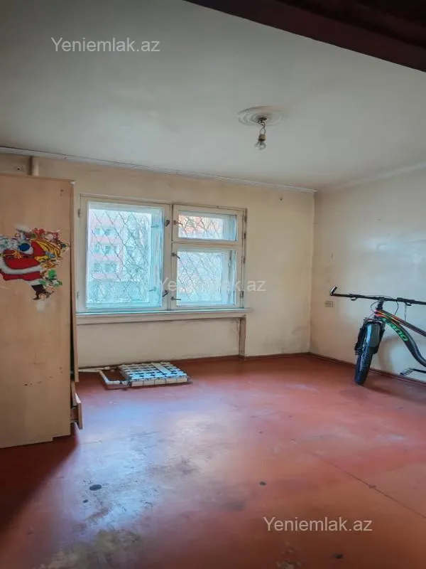 Satılır 3 otaqlı köhnə tikili 60 m²