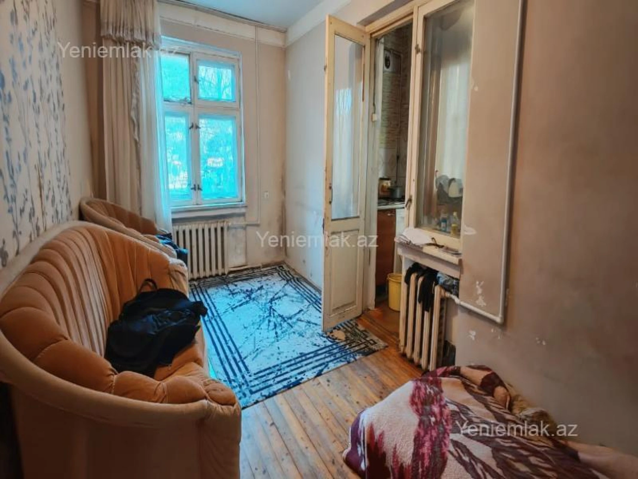 Satılır 3 otaqlı köhnə tikili 60 m²