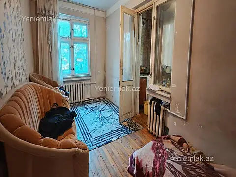 Satılır 3 otaqlı köhnə tikili 60 m²