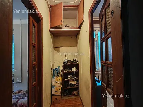 Satılır 3 otaqlı köhnə tikili 60 m²