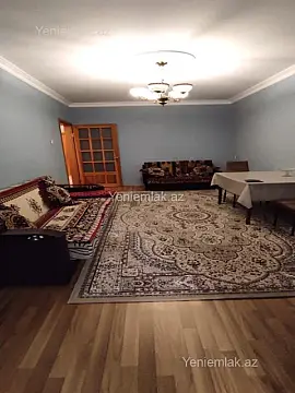 Satılır 4 otaqlı köhnə tikili 100 m²