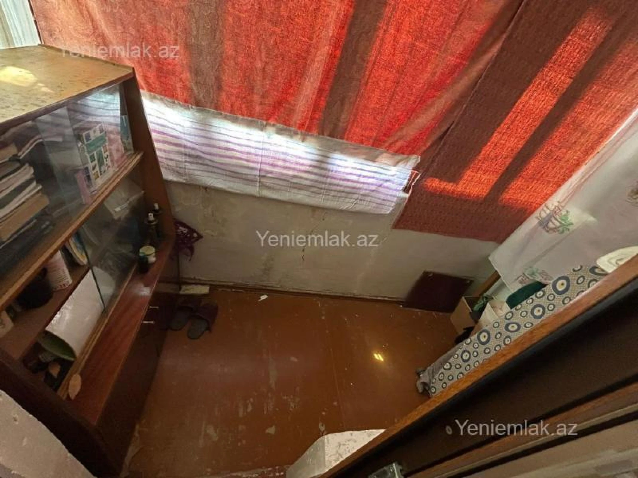 Satılır 3 otaqlı köhnə tikili 65 m²