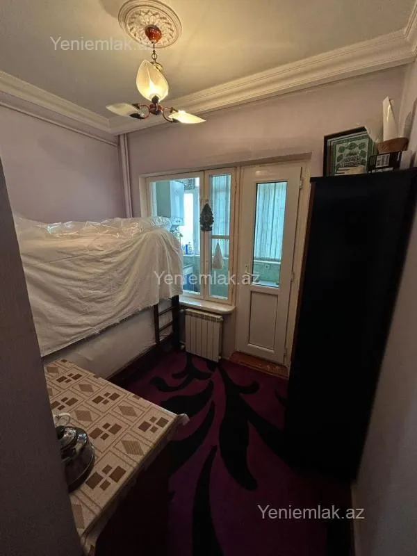 Satılır 3 otaqlı köhnə tikili 65 m²