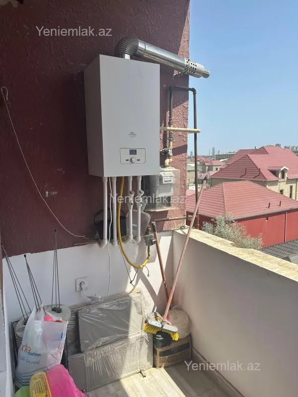 Satılır 2 otaqlı köhnə tikili 75 m²