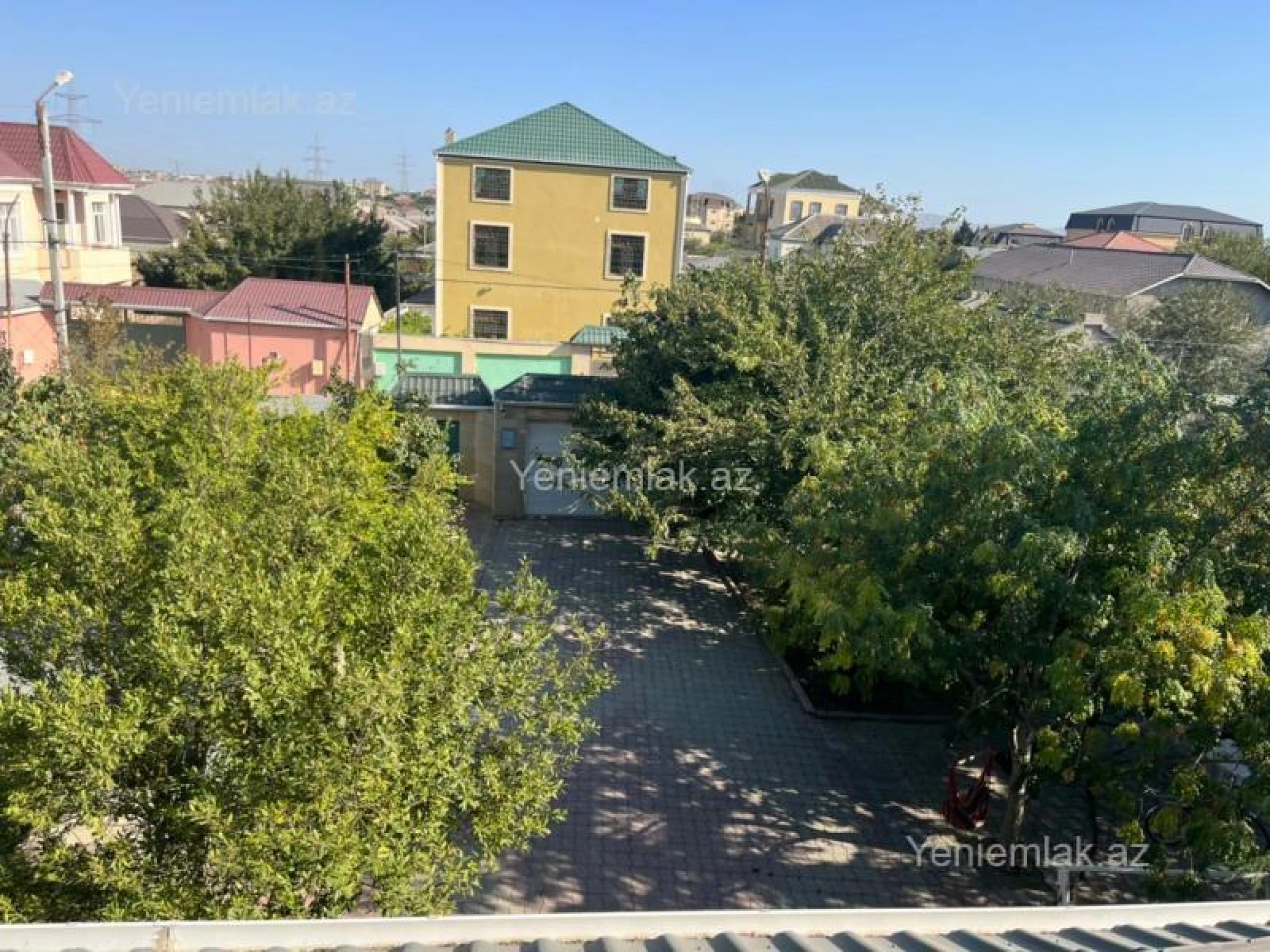 Satılır 5 otaqlı həyət evi 170 m²