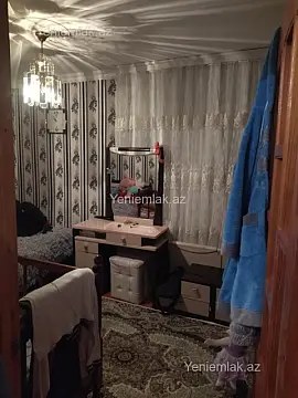 Satılır 2 otaqlı köhnə tikili 44 m²