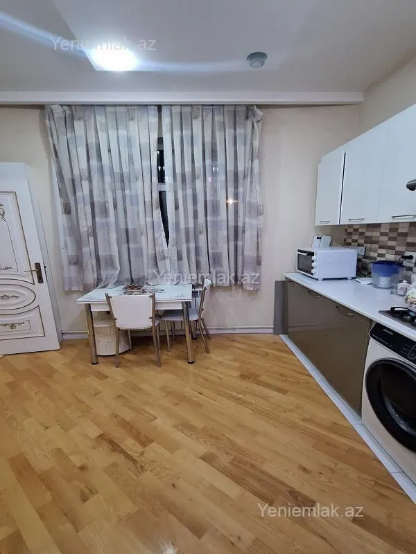 Satılır 2 otaqlı yeni tikili 55 m²