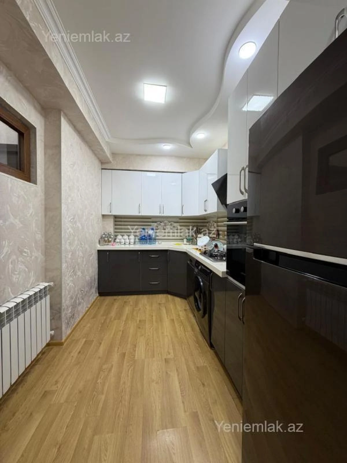 Satılır 3 otaqlı yeni tikili 83 m²