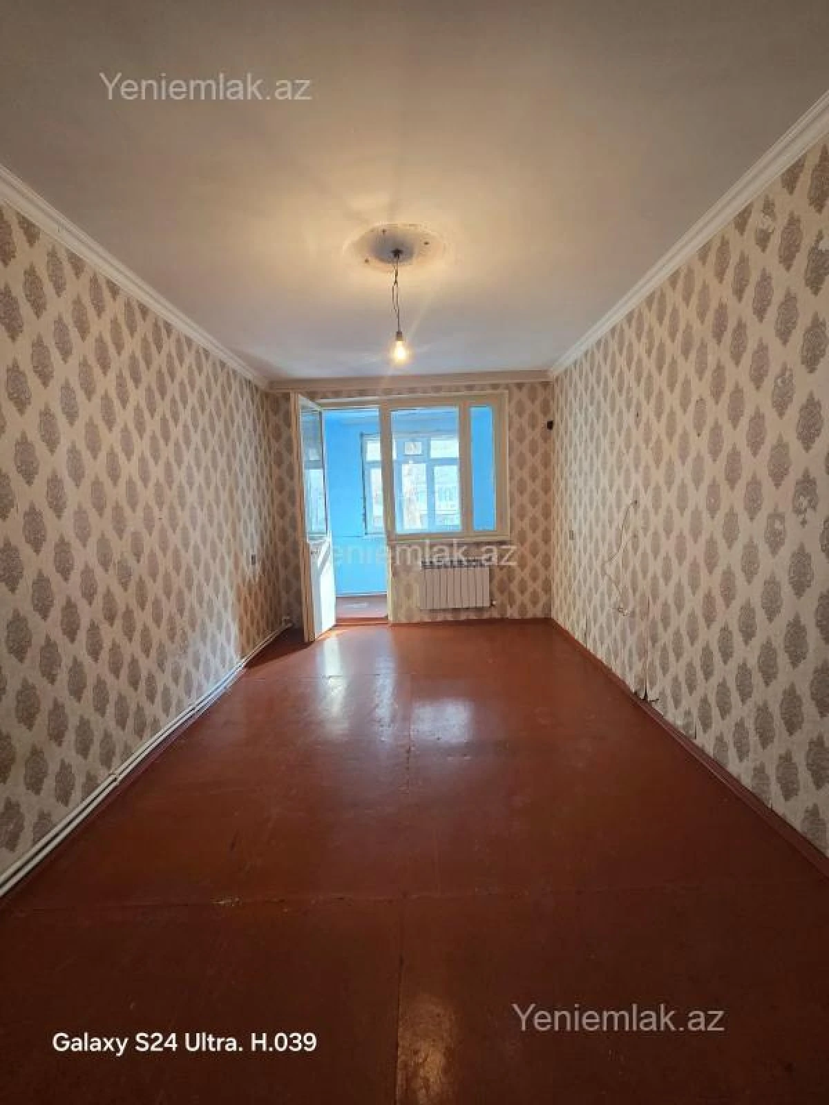 Satılır 2 otaqlı köhnə tikili 56 m²
