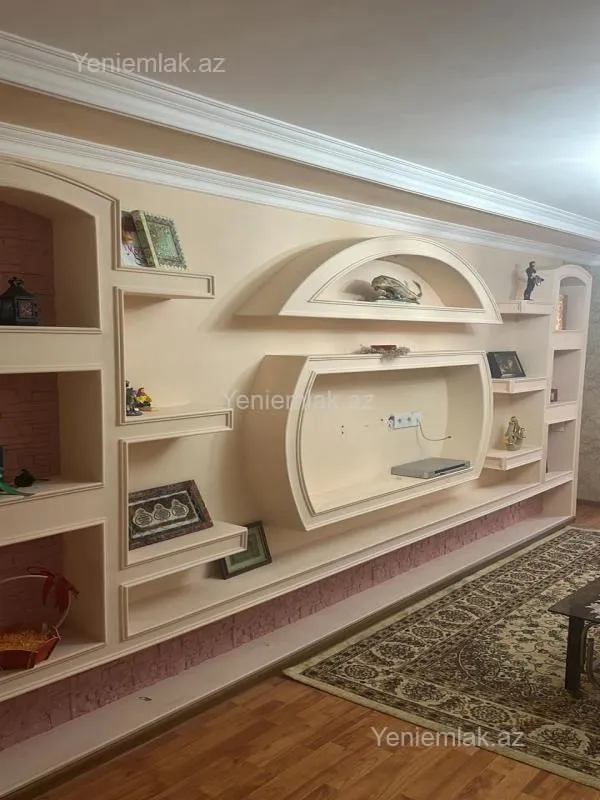 Satılır 3 otaqlı köhnə tikili 72 m²