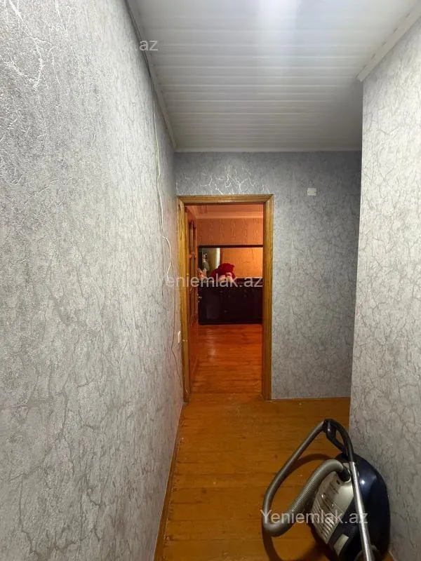 Satılır 2 otaqlı köhnə tikili 50 m²