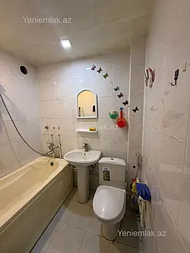 Satılır 2 otaqlı köhnə tikili 50 m²