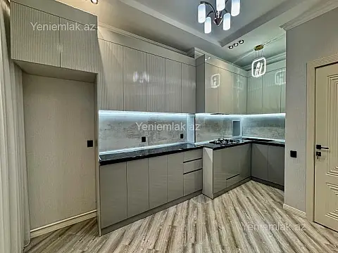 Satılır 3 otaqlı yeni tikili 98 m²