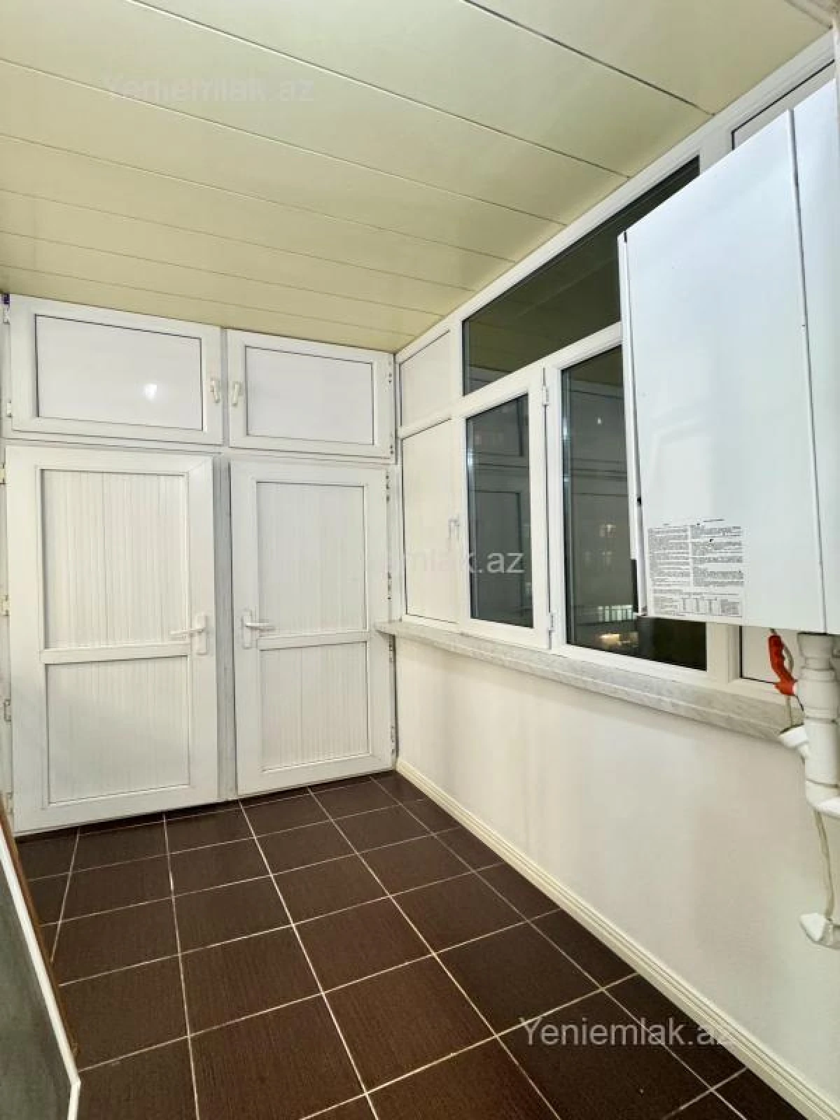 Satılır 3 otaqlı yeni tikili 98 m²