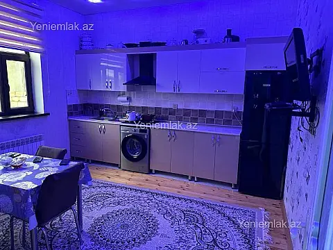 Satılır 4 otaqlı həyət evi 145 m²