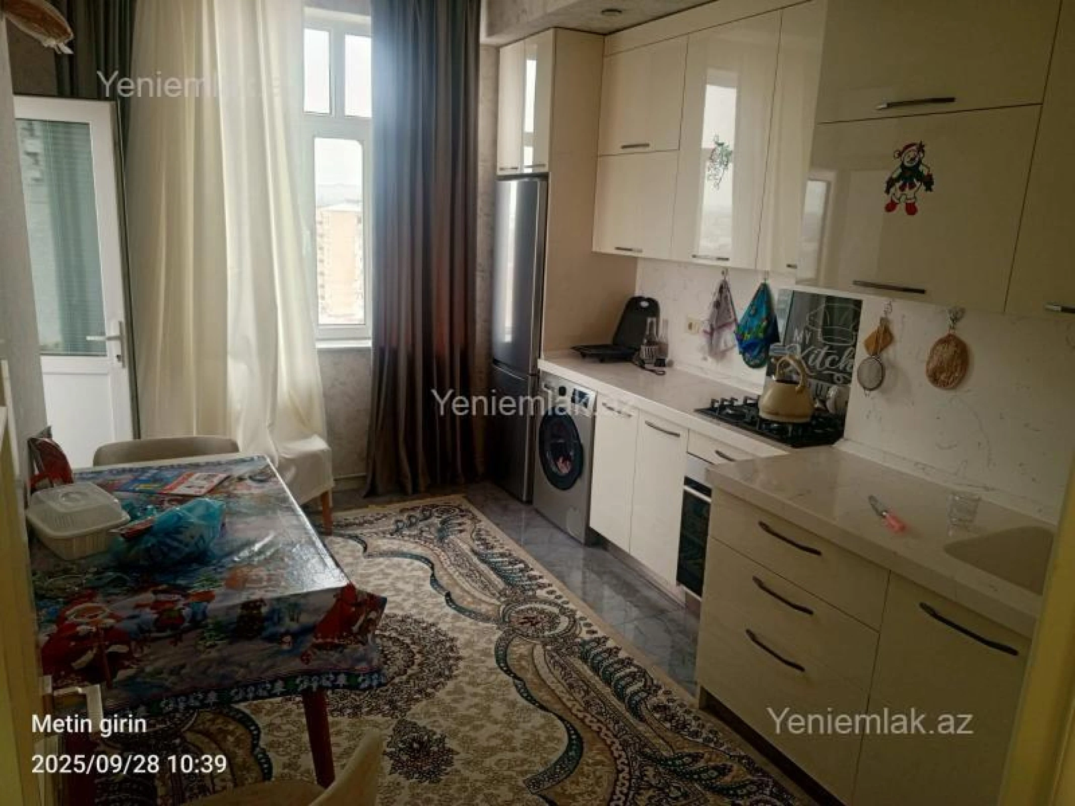 Satılır 2 otaqlı yeni tikili 72.5 m²