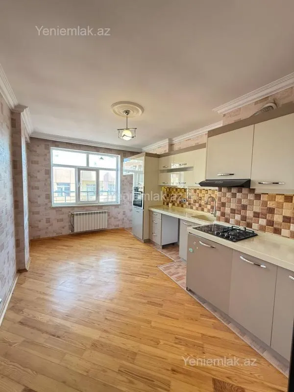 Satılır 3 otaqlı yeni tikili 107 m²