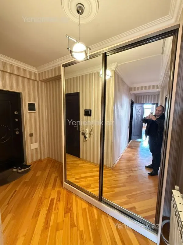 Satılır 3 otaqlı yeni tikili 107 m²