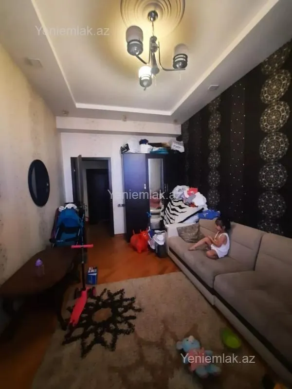 Satılır 3 otaqlı yeni tikili 94 m²