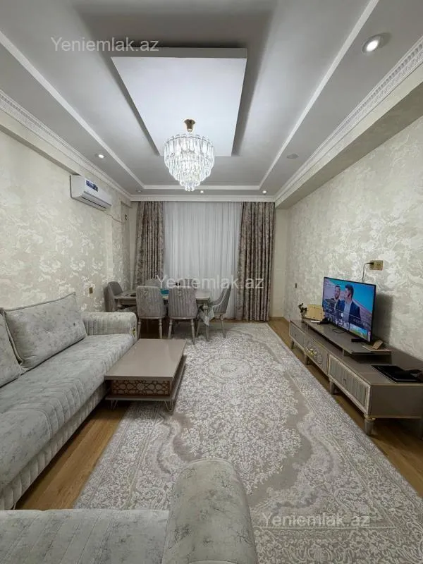 Satılır 3 otaqlı yeni tikili 82 m²