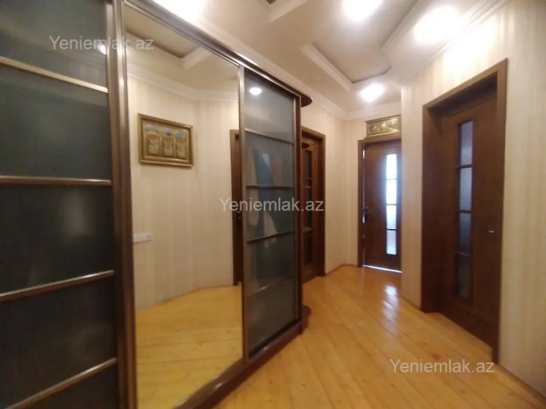 Satılır 4 otaqlı yeni tikili 115 m²