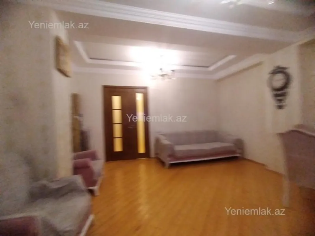 Satılır 4 otaqlı yeni tikili 115 m²