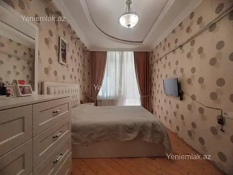 Satılır 4 otaqlı yeni tikili 115 m²