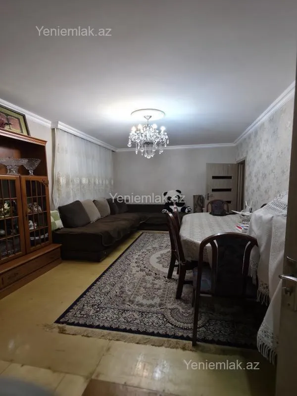 Satılır 2 otaqlı köhnə tikili 45 m²